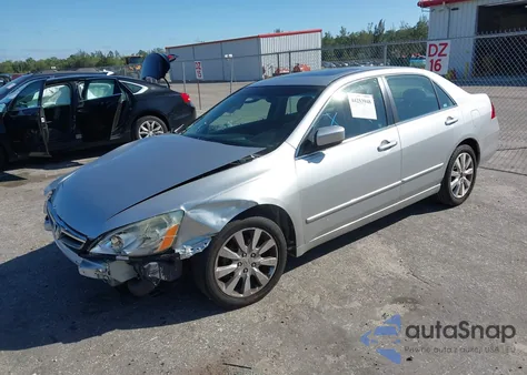 2006 Honda Accord 3.0 Ex из США, поврежденный, VIN 1HGCM66556A032180